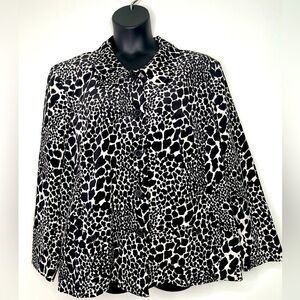 Susan Graver Black and White Formation Print Jacket Size 3X